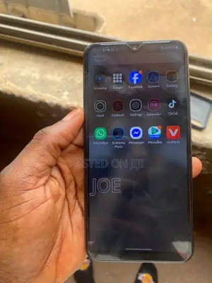 Samsung A10 32 GB Black