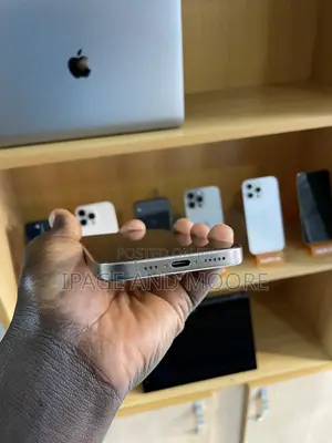 Apple iPhone 16 Pro 256 GB Gold