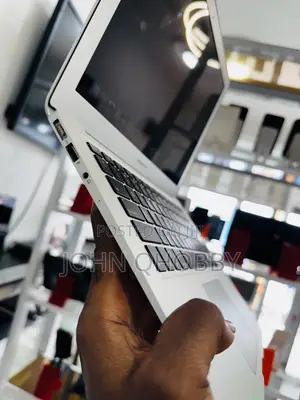Laptop Apple MacBook Air 2014 8GB Intel Core i5 SSD 128GB