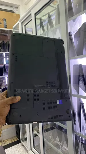 Laptop Lenovo ThinkPad Edge E550 8GB Intel Core i5 HDD+SSD 500GB