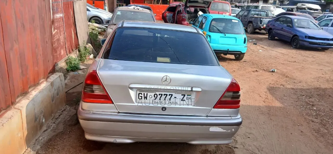 Mercedes-Benz C180 2000 Silver