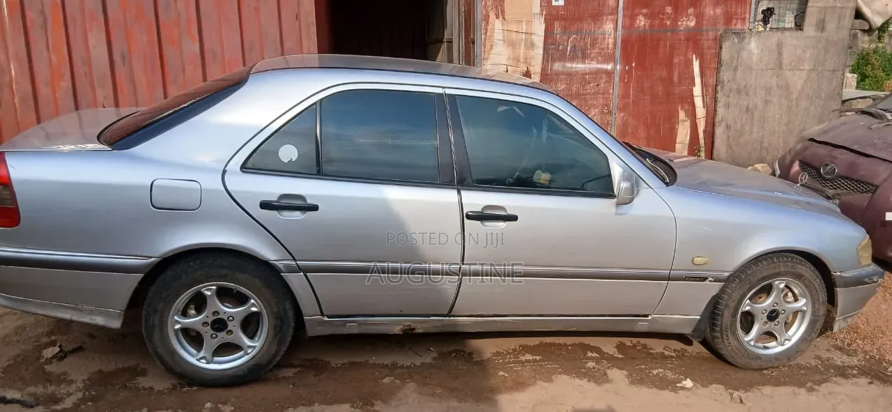 Mercedes-Benz C180 2000 Silver