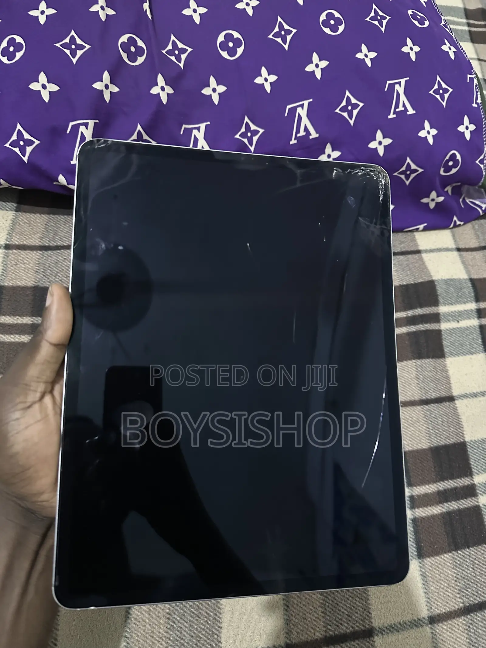 Apple iPad Pro 12.9 (2022) 128 GB Silver