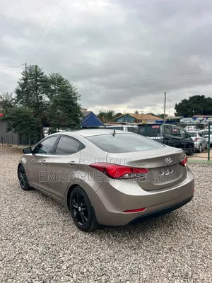 Hyundai Elantra 2015 Silver