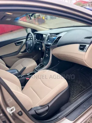 Hyundai Elantra 2015 Silver