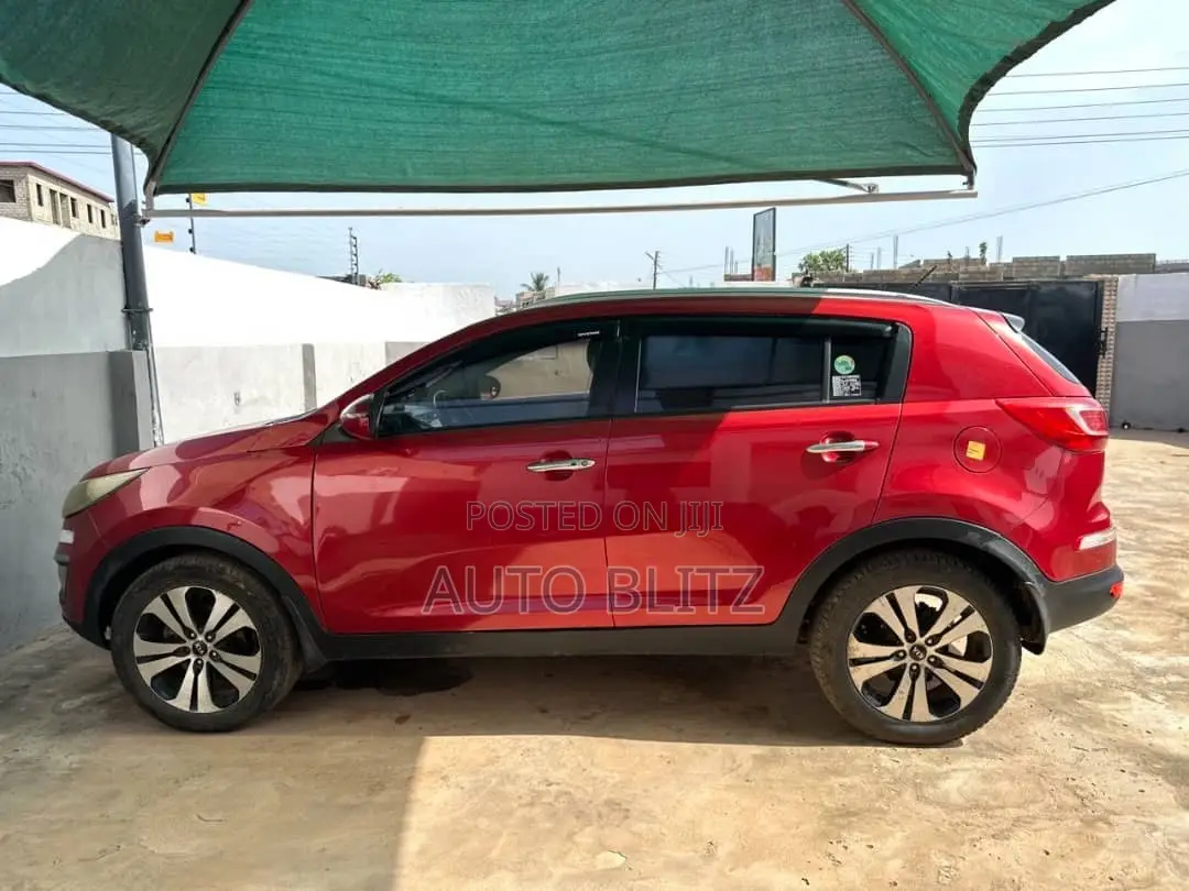 Kia Sportage 2012 Red