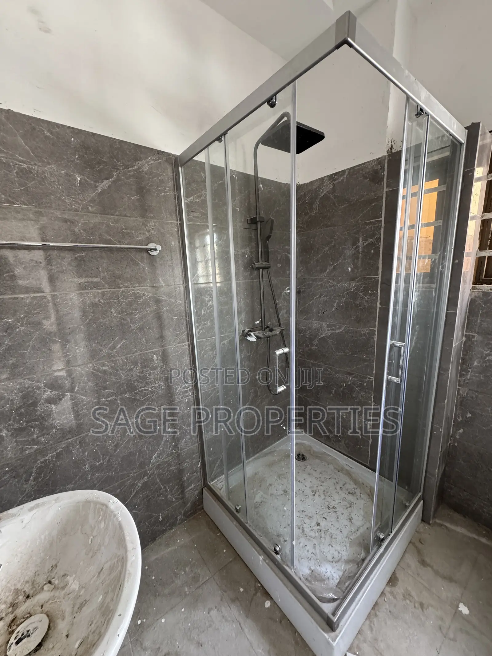 1bdrm Apartment in American House for rent