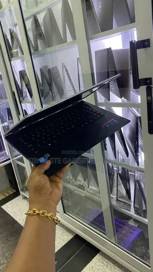 Laptop Lenovo IdeaPad 100 2GB Intel SSD 160GB