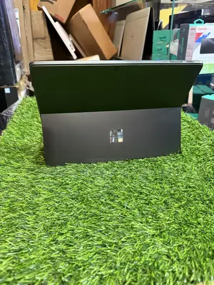 Laptop Microsoft Surface Pro 9 16GB Intel Core i7 SSD 512GB