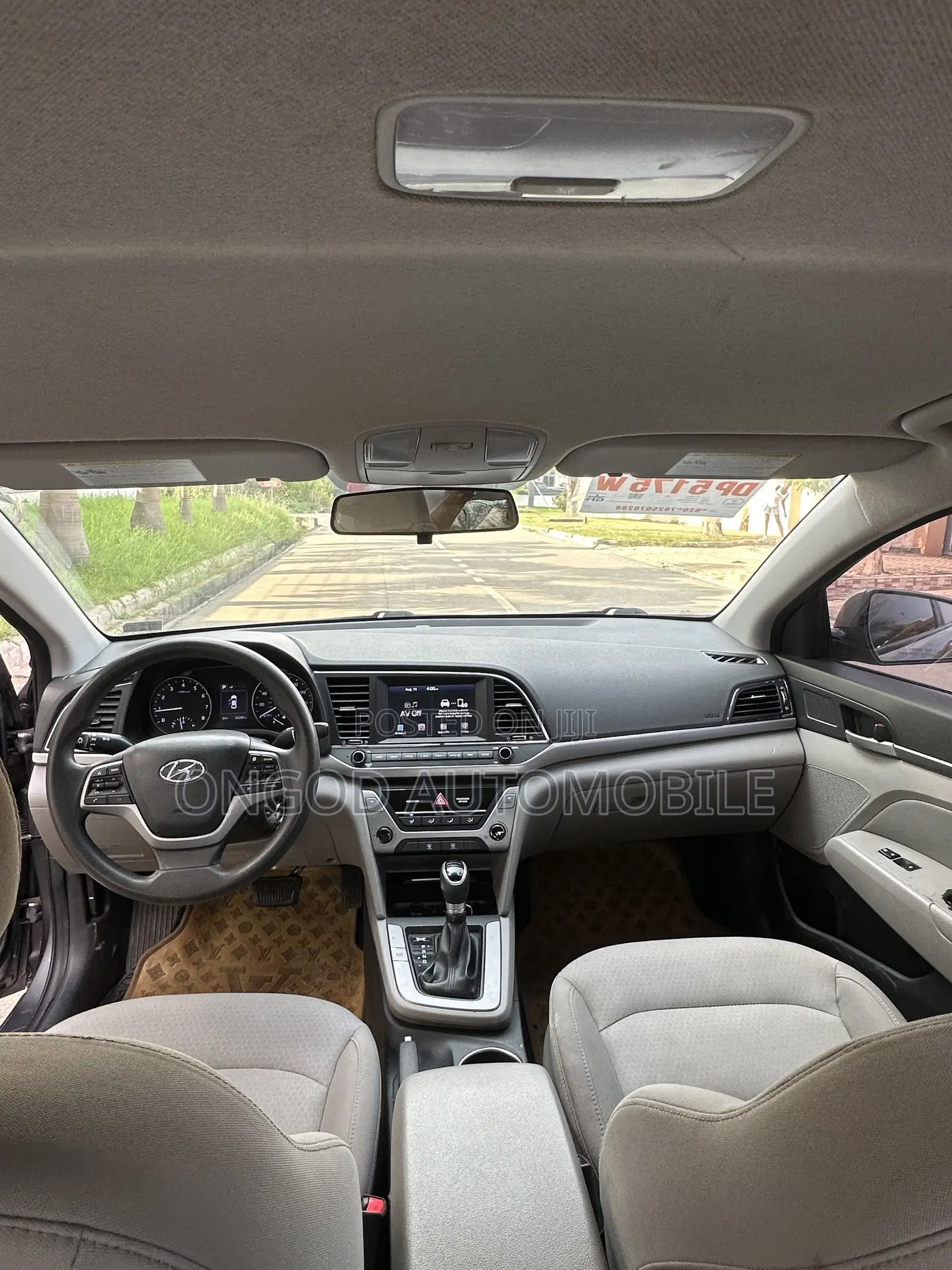 Hyundai Elantra SEL 2018 Silver