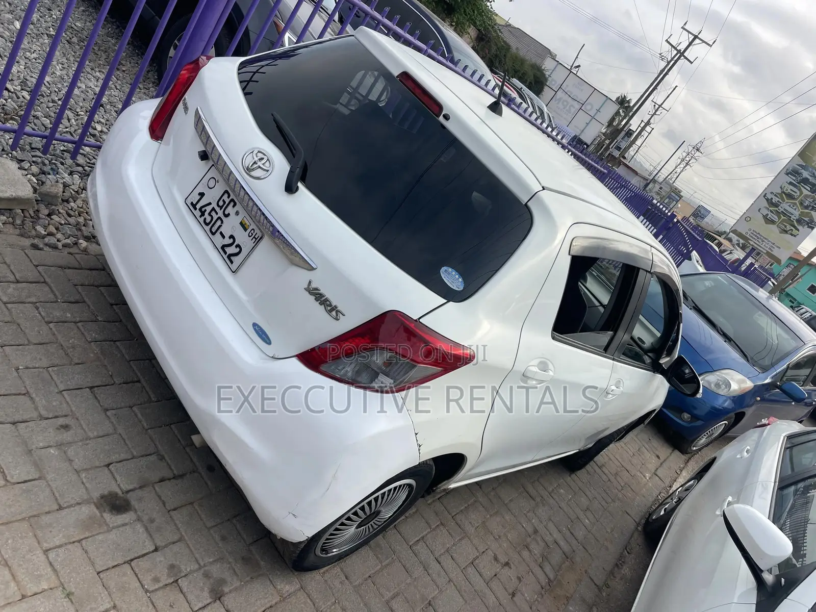 Toyota Yaris 2012 White