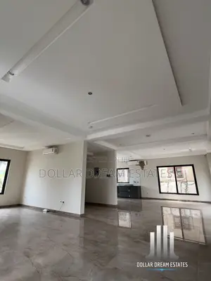 4bdrm Townhouse / Terrace in Airport Residential Area for rent