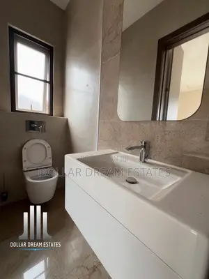 4bdrm Townhouse / Terrace in Airport Residential Area for rent