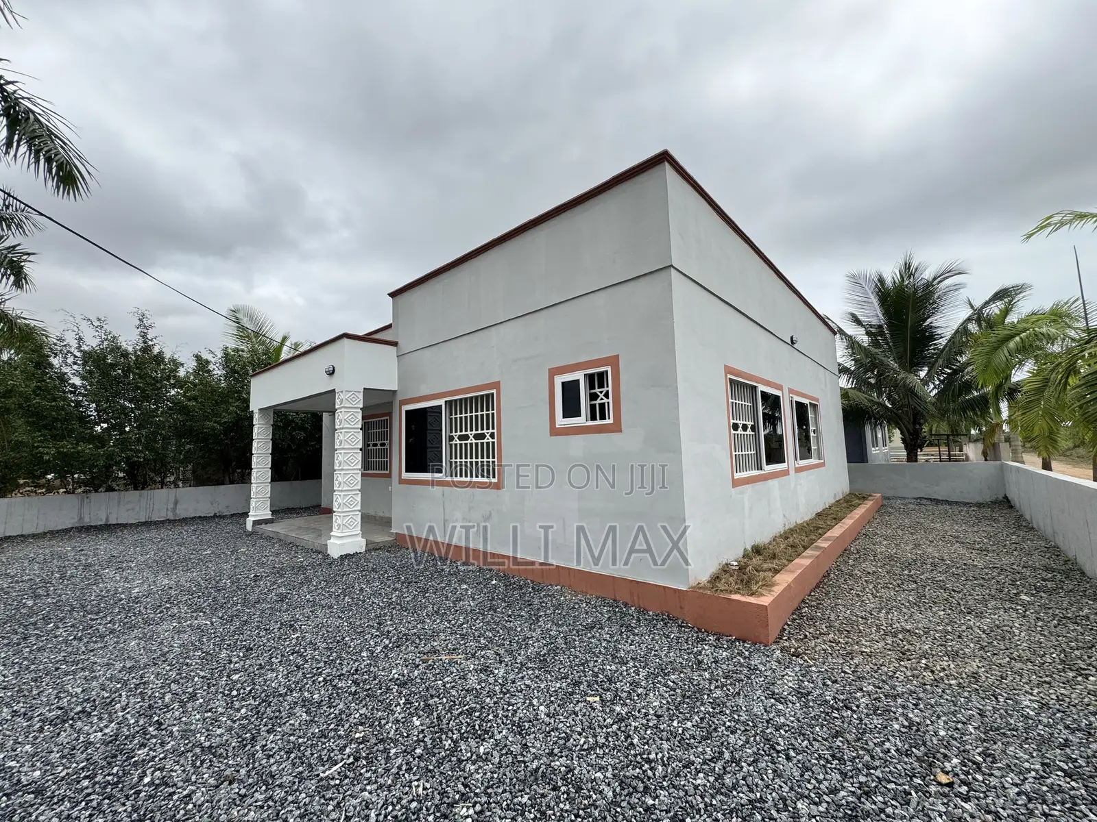 3bdrm Bungalow in Kuntunse, Amasaman for sale