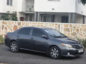 Toyota Corolla 2010 Gray