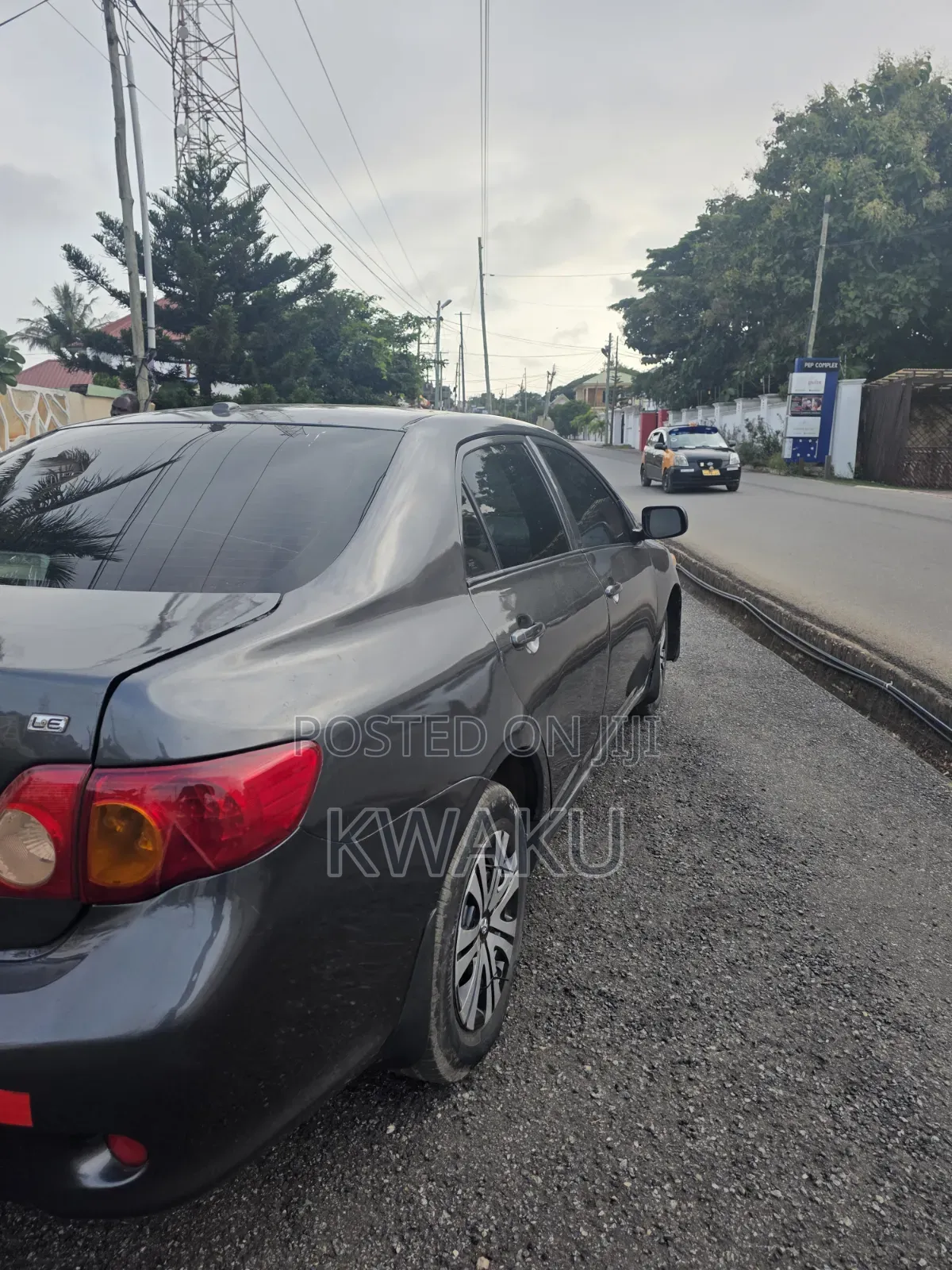 Toyota Corolla 2010 Gray