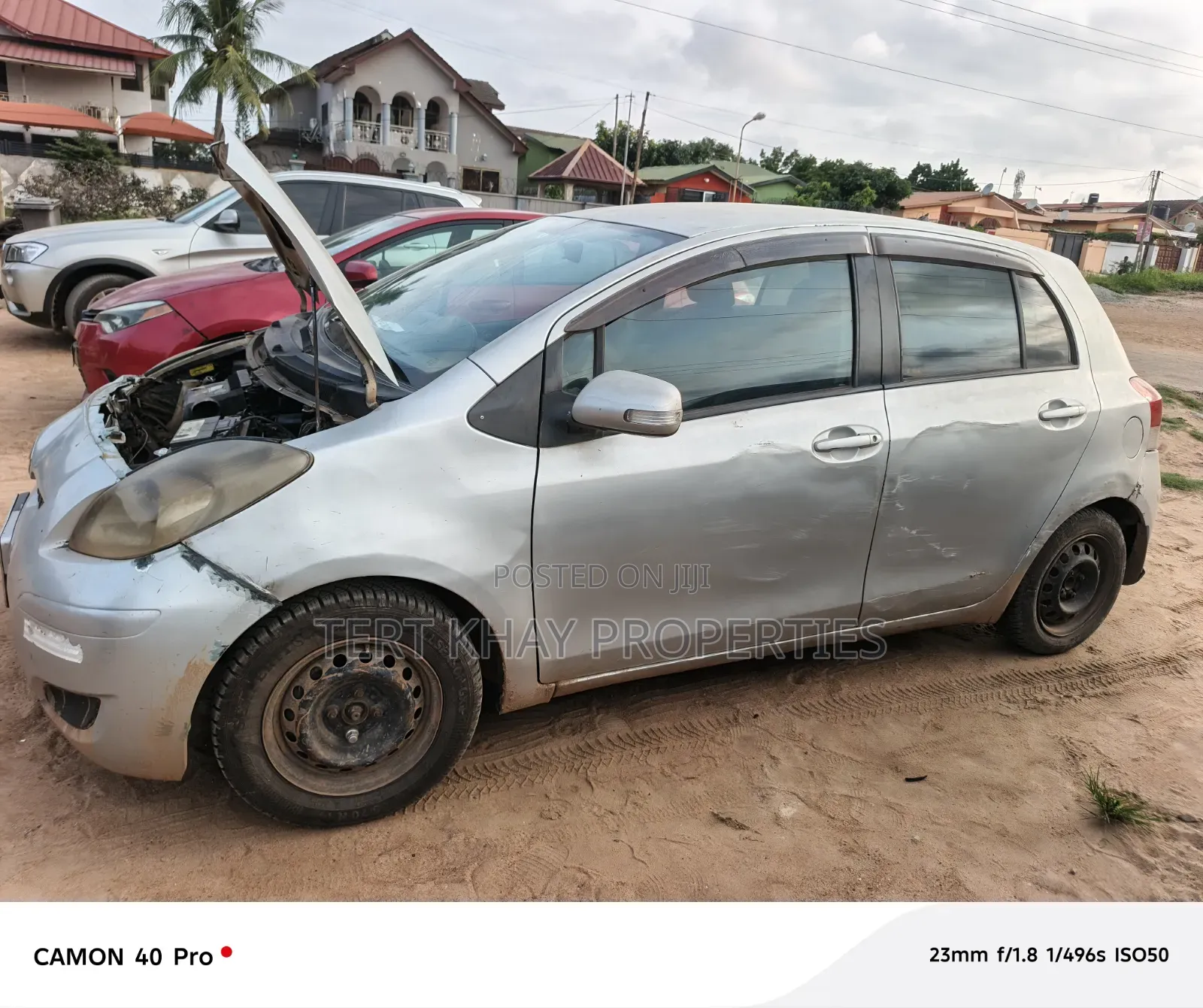 Toyota Vitz 2010 Silver