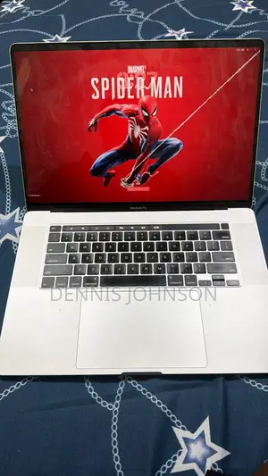 Laptop Apple MacBook Pro 2019 16GB Intel Core i9 SSD 512GB