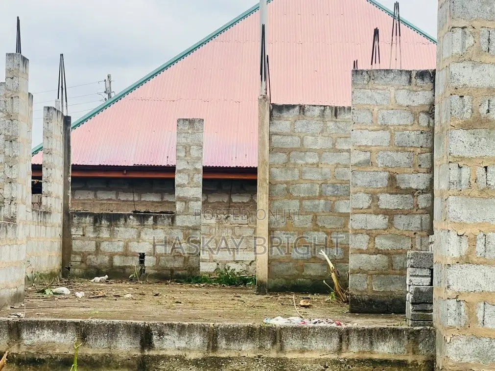 4bdrm House in Haatso for sale