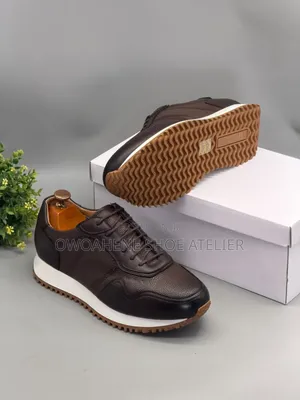 Berluti ÉlanTM Comfort Ergonomic Luxe Leather Sneakers in Coffee Brown