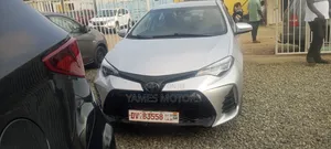 Toyota Corolla 2019 Silver