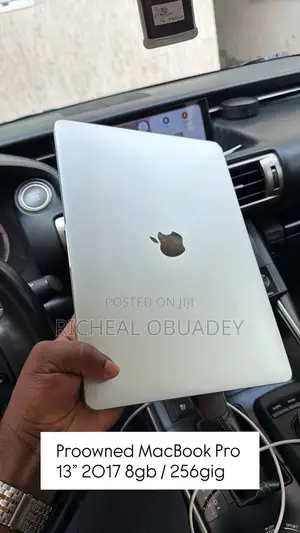 Laptop Apple MacBook Pro 2017 8GB Intel Core i5 SSD 256GB