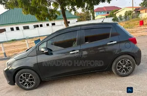 Toyota Vitz 2016 Black