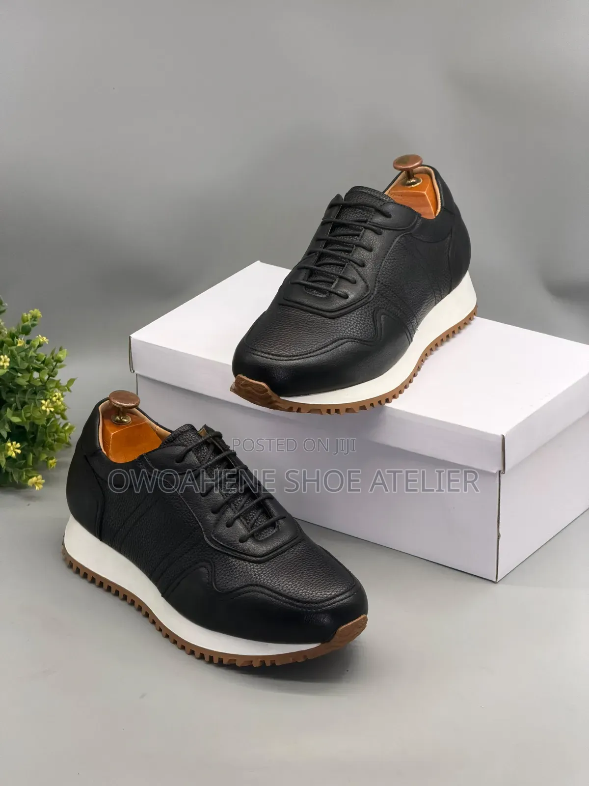 Berluti Black Pebbled Leather Mens Low-Top Sneakers