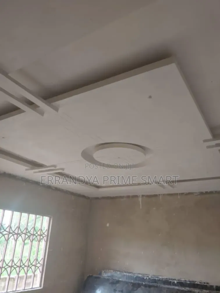 2bdrm House in Pokuase Mayera for sale