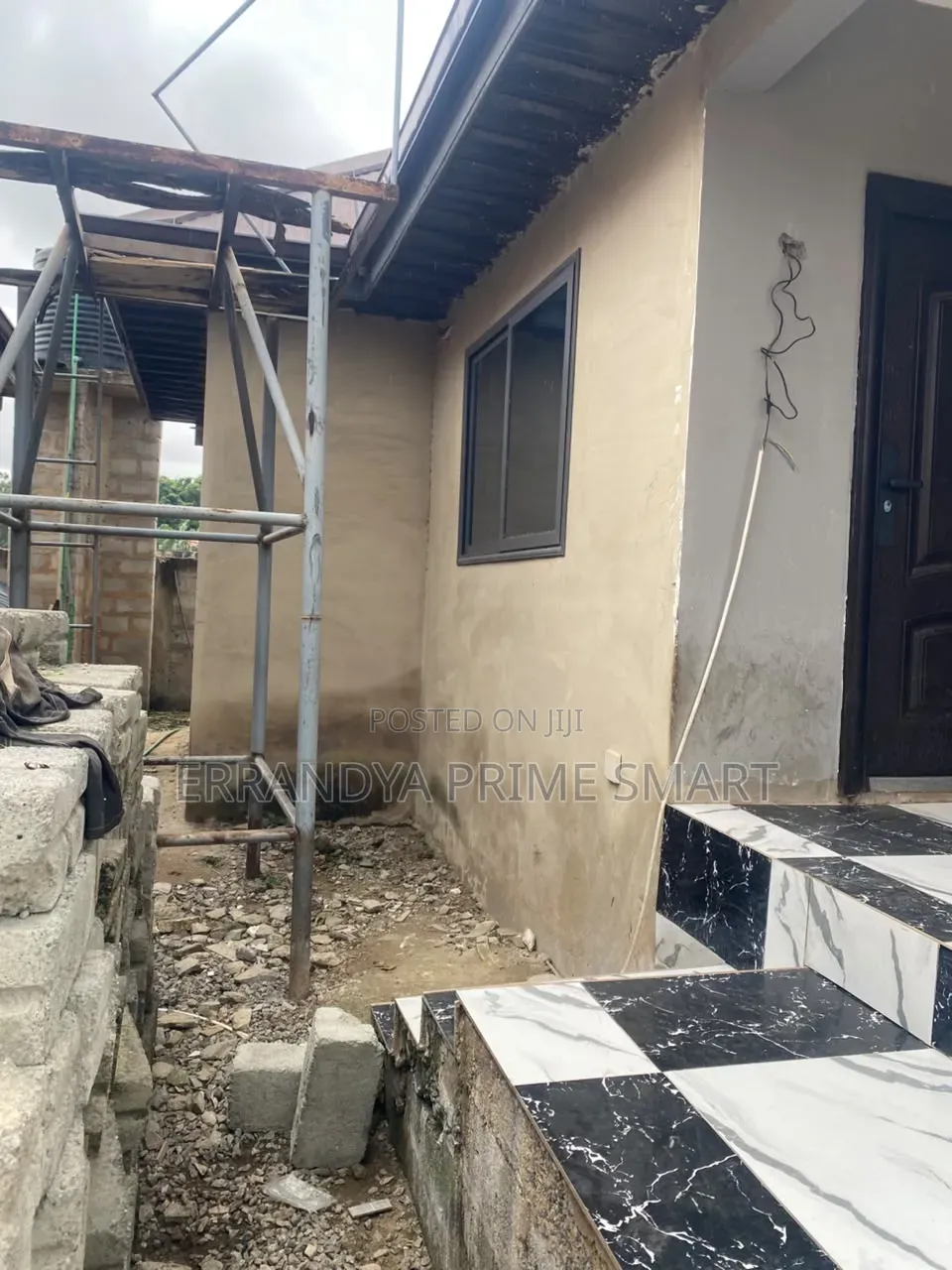 2bdrm House in Pokuase Mayera for sale
