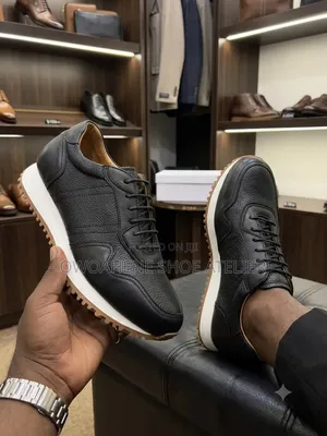 Berluti Black Pebbled Leather Mens Low-Top Sneakers