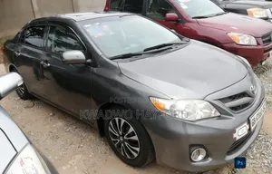 Toyota Corolla 2013 Silver
