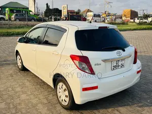 Toyota Vitz 2013 White
