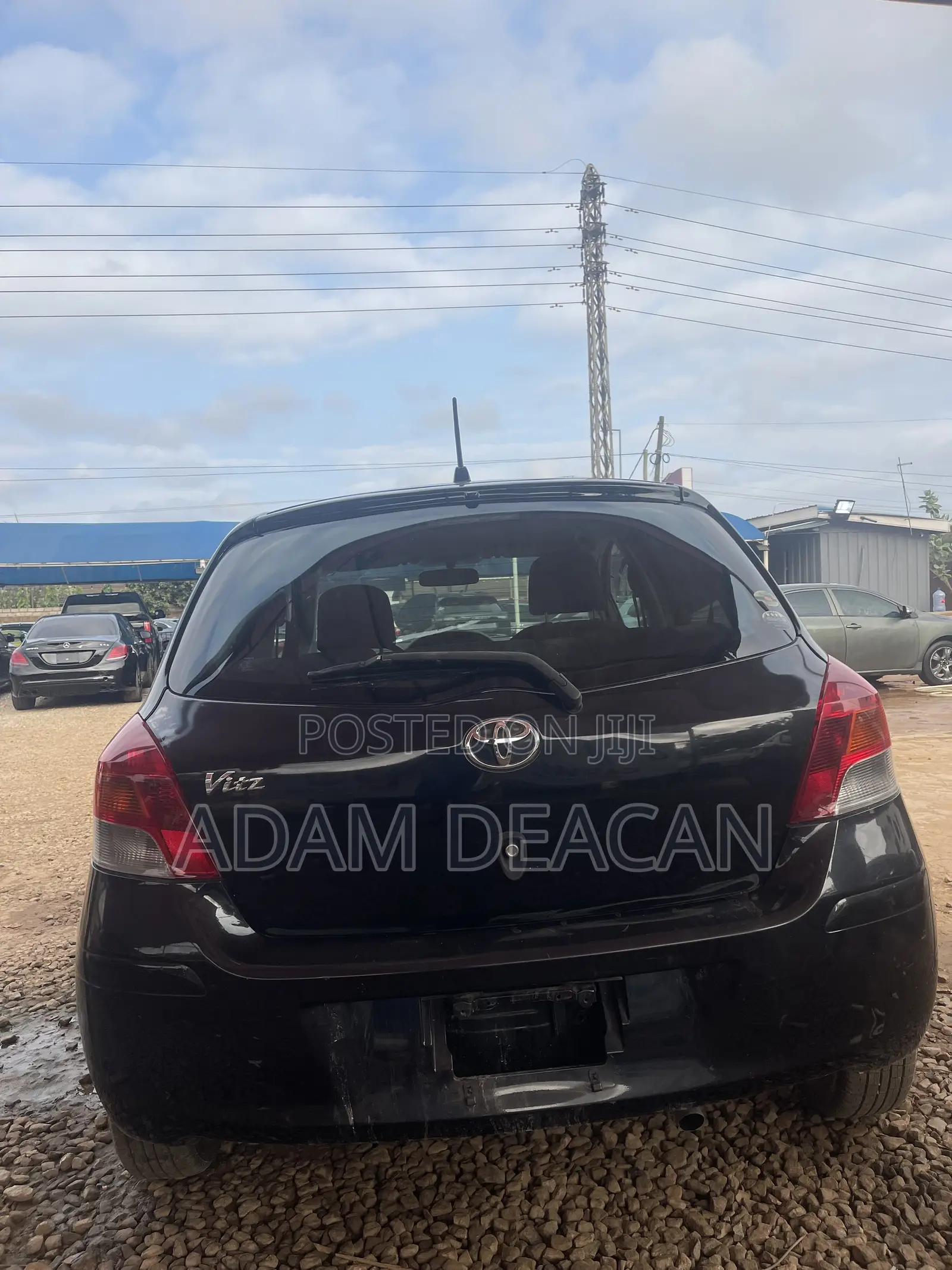 Toyota Vitz 2010 Black