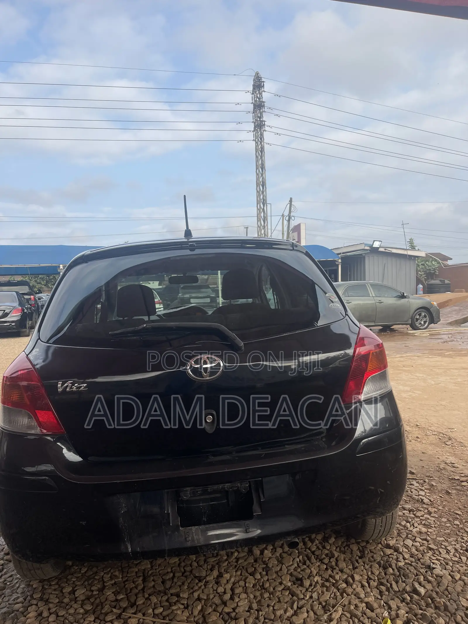 Toyota Vitz 2010 Black