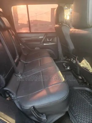 Mitsubishi Pajero 3.0 2012 Black