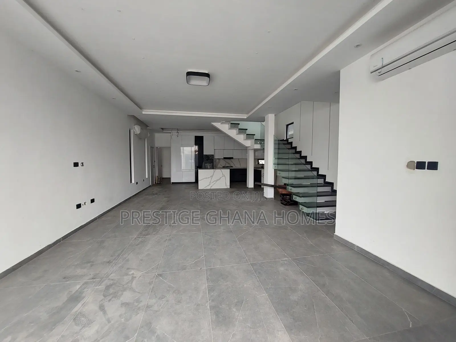 3bdrm Townhouse / Terrace in Dzorwulu for rent