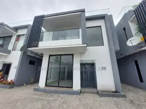 3bdrm Townhouse / Terrace in Dzorwulu for rent