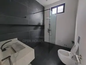 3bdrm Townhouse / Terrace in Dzorwulu for rent