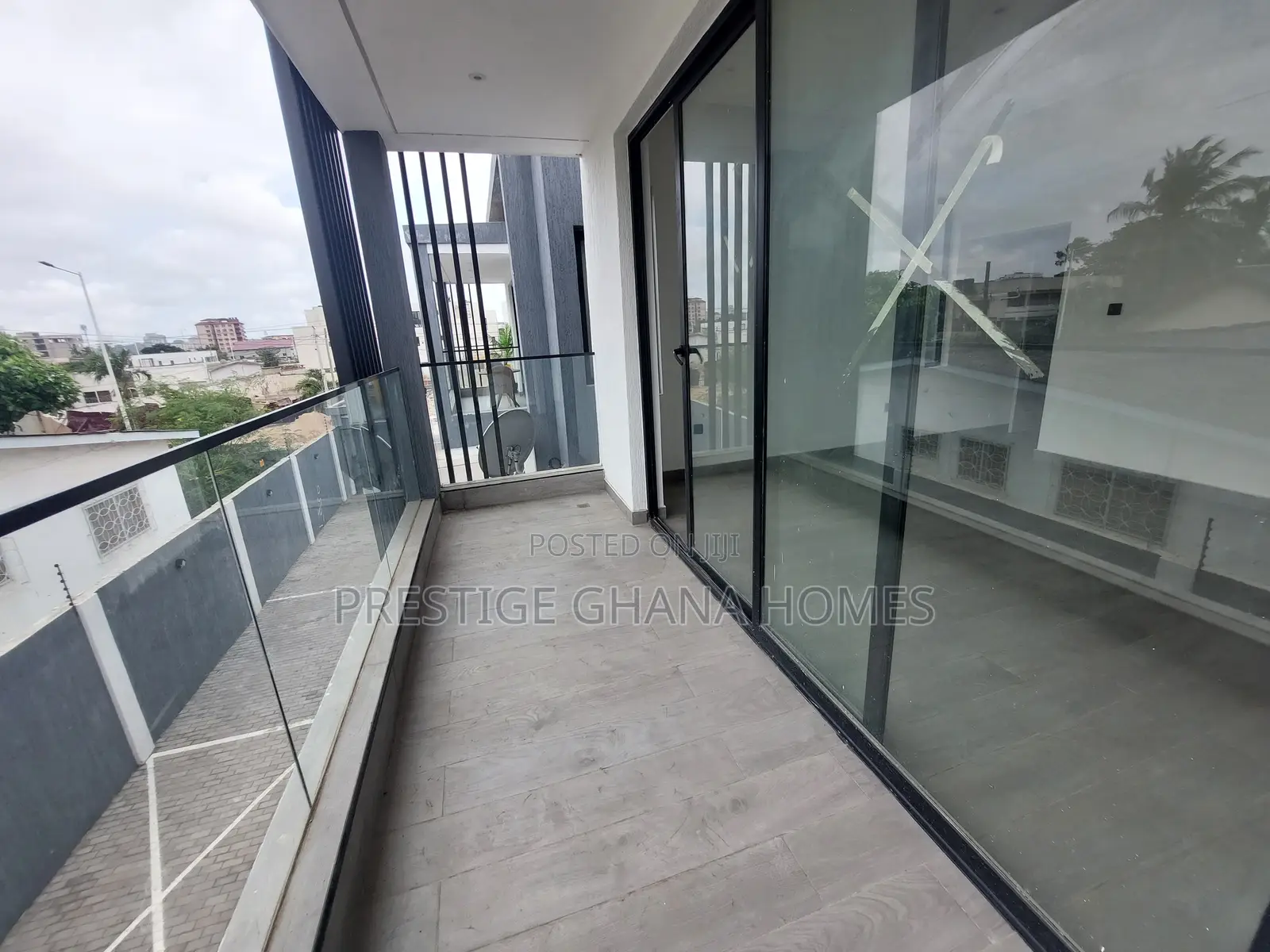 3bdrm Townhouse / Terrace in Dzorwulu for rent