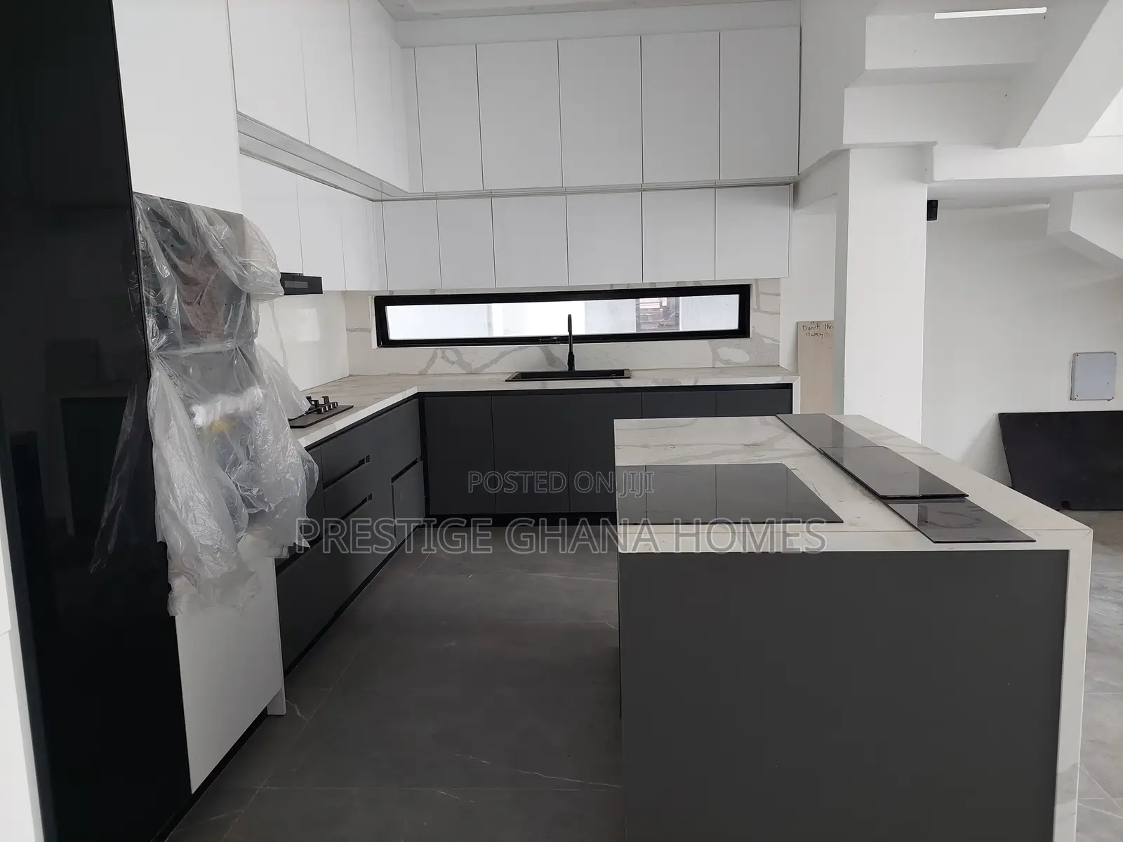 3bdrm Townhouse / Terrace in Dzorwulu for rent