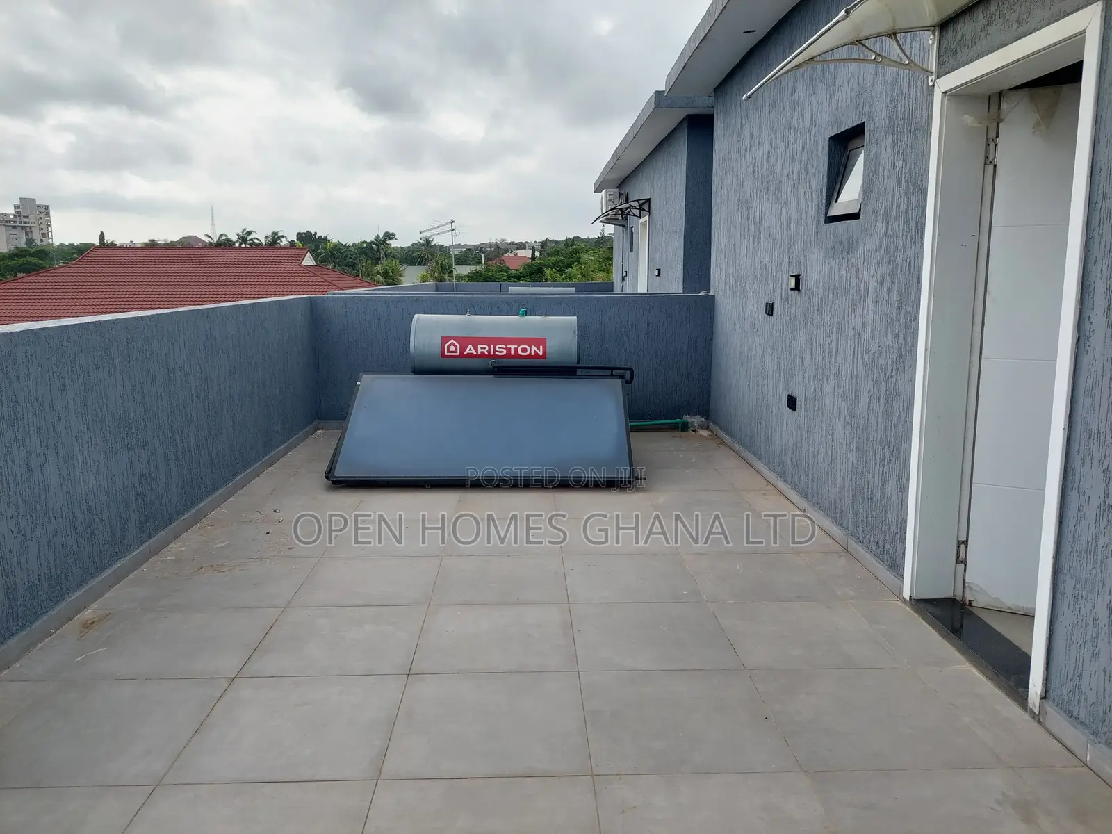 3bdrm Townhouse / Terrace in Dzorwulu for rent