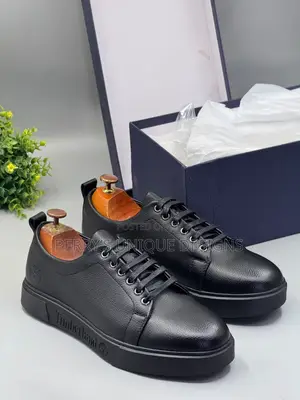 * Premium Timberland Executive All-Black Leather Casual Sneakers
