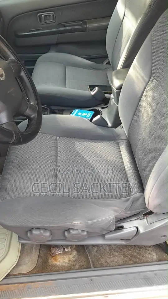 Nissan Frontier King Cab 2006