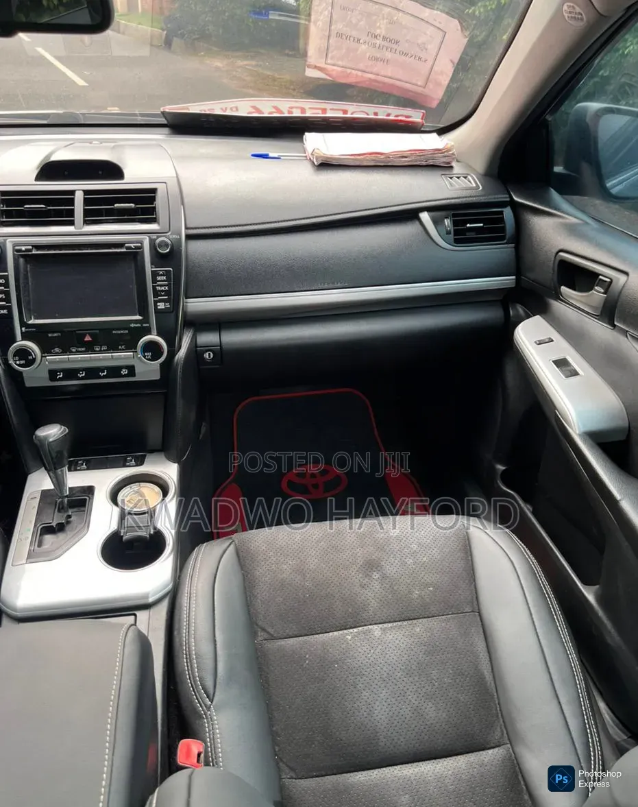 Toyota Camry 2014 Silver