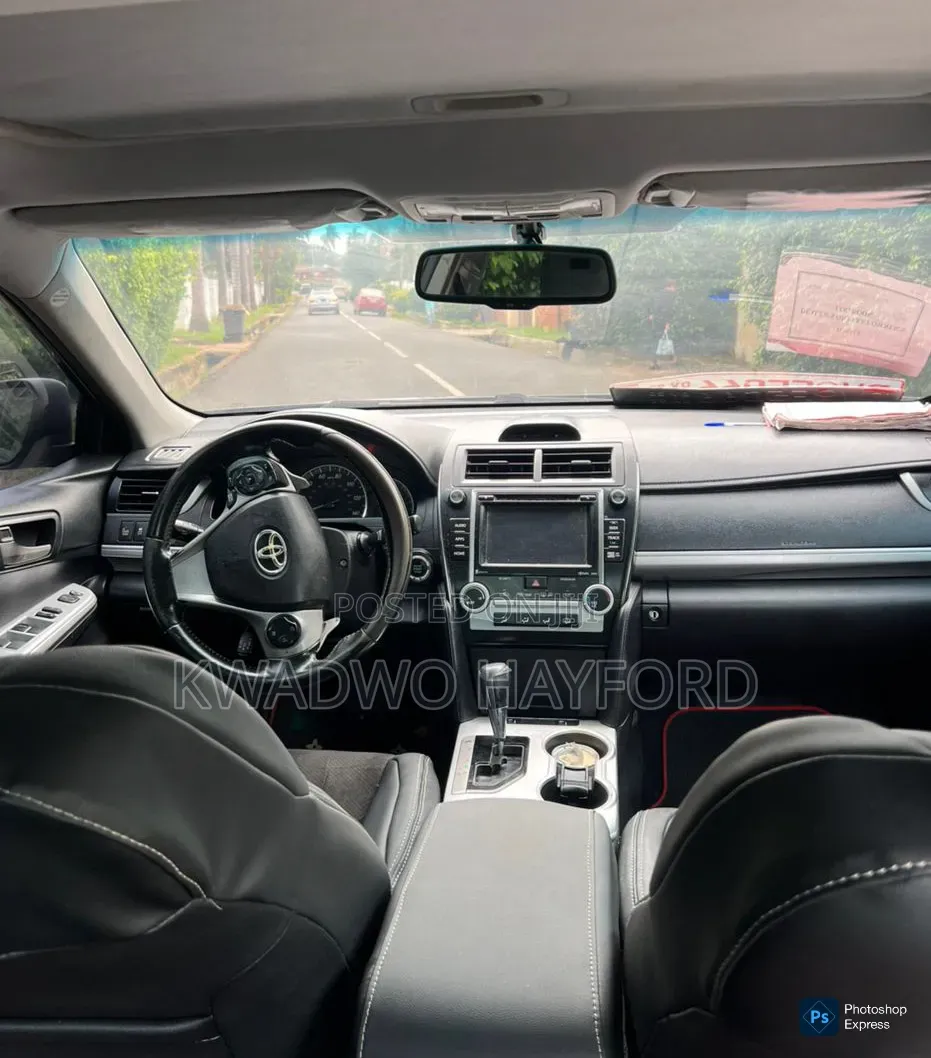 Toyota Camry 2014 Silver