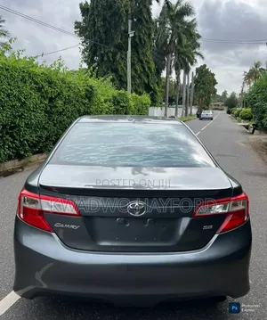 Toyota Camry 2014 Silver