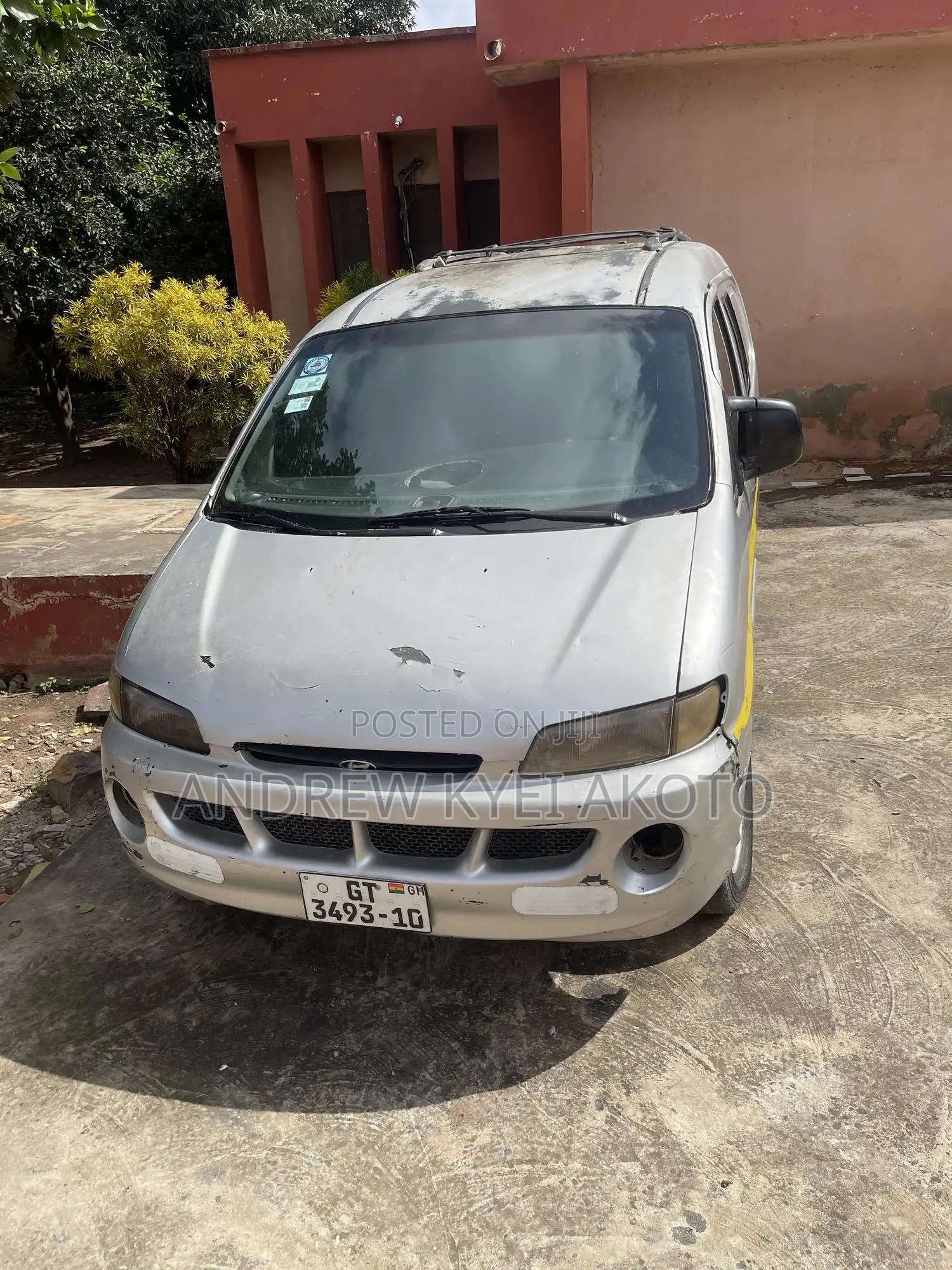 Hyundai H1 1998 Silver