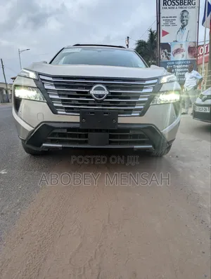Nissan Rogue 2026 Brown