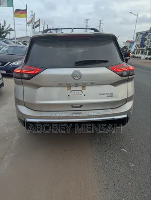 Nissan Rogue 2026 Brown